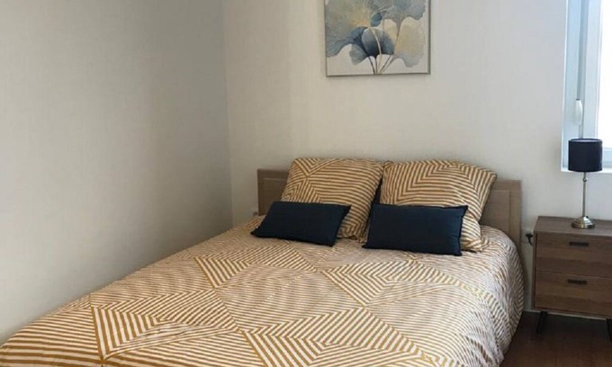 Saint-Quentin Apartamento | Charming downtown apartment