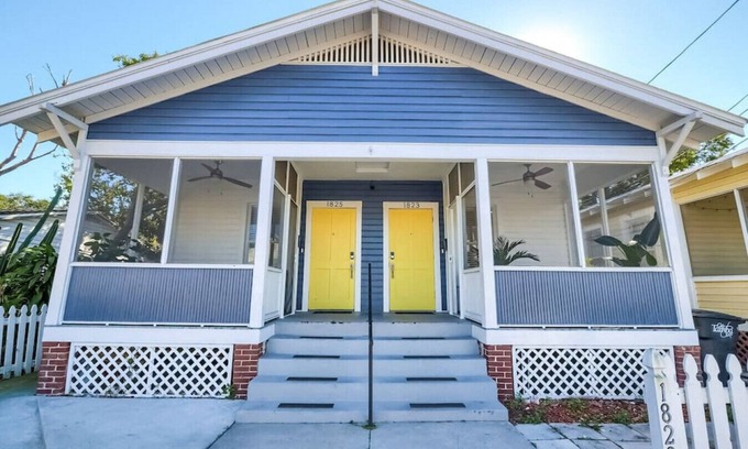 Historic Ybor Casa | Charming Duplex in Historic Ybor City - Sleeps 8