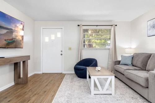 Zephyrhills Casa | Charming Duplex in Zephyrhills! #2