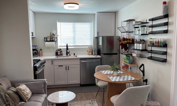 Del Monte Forest Casa | Charming Duplex One Bedroom in Pacific Grove