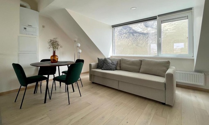 Dansaert Apartamento | Charming duplex on the canal Brussels