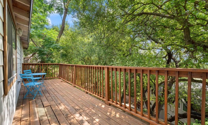 Rosewood Casa | Charming East Austin Retreat, Prime Location
