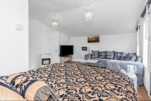 Blackburn Casa | Charming Edinburgh KEYWORKS CONTRACTERS BUSINESS