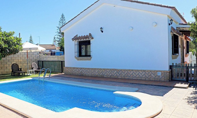 Barrio Nuevo Casa | Bonito chalet con piscina privada
