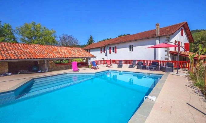 Pagolle Casa | Charming estate with swimming pool