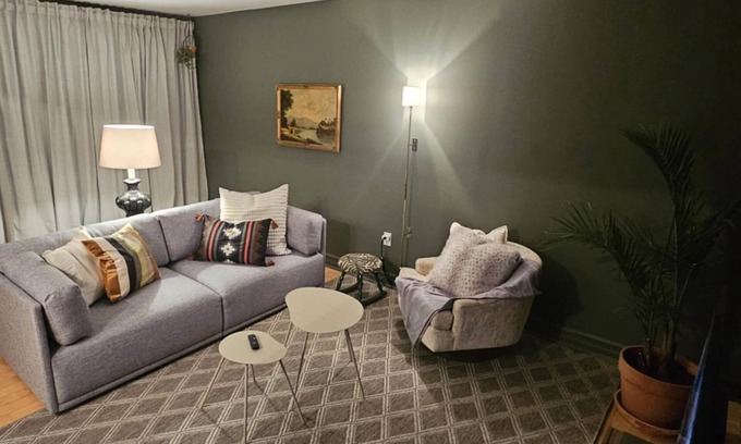 Saint-Lambert Apartamento | Charming family and pet-friendly 2 bedrooms apartment, near parks and metro
