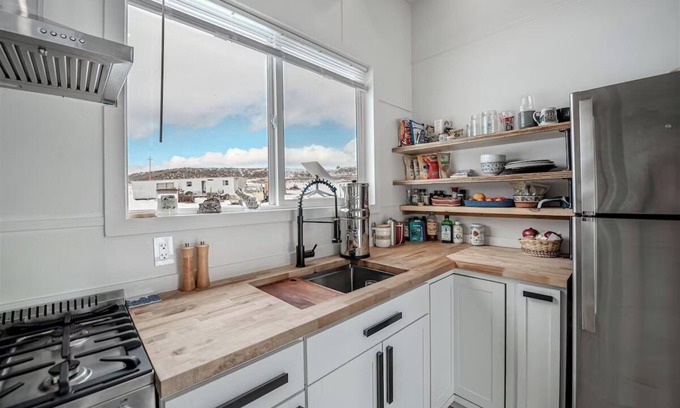 Ovando Apartamento | Charming farm stay in a tiny home on Monture Creek
