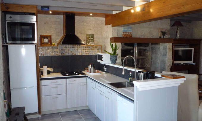 Jaulnay Casa | encantadora casa de campo de 1600 renovada en el viejo estilo