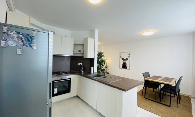 Brasov Apartamento | Charming flat in Brasov with balcony