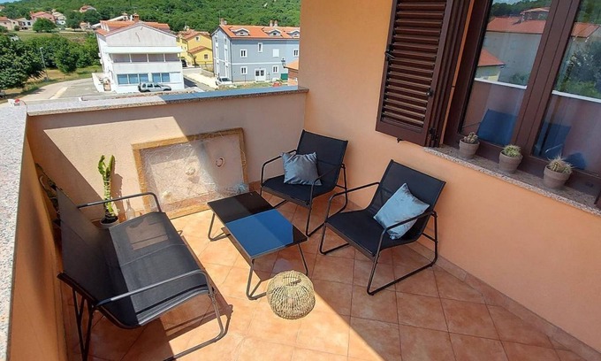 Matohanci Apartamento | Encantador piso cerca de Rovinj con aparcamiento privado, aire acondicionado, WiFi, cuna de bebé
