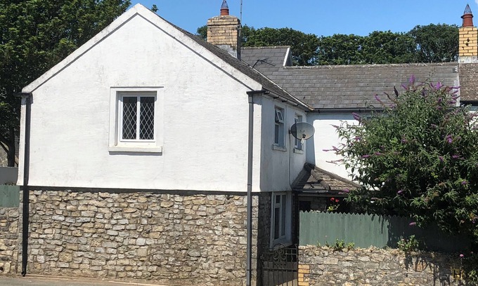 Wick Cabaña | cuatro dormitorios doble encantadora casa de campo construida en piedra en el hermoso valle de Glamorgan