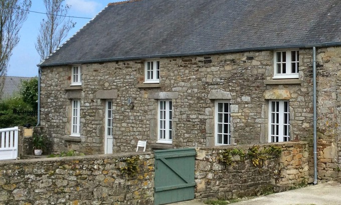 Les Moitiers-d'Allonne Casa | casa de campo situada en el campo a 3 km del mar