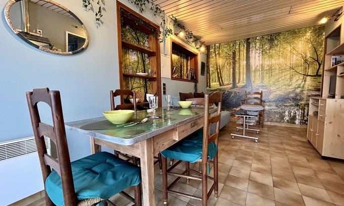 Saint-Pierre-d'Oleron Casa | Casa Adosada 2P con WiFi, Centro de Saint-Pierre-d'Oléron, Cerca Comercios y Ciclovías