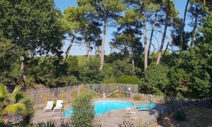 Pyla-sur-Mer Casa | Charming, fully renovated villa with breathtaking forest views.