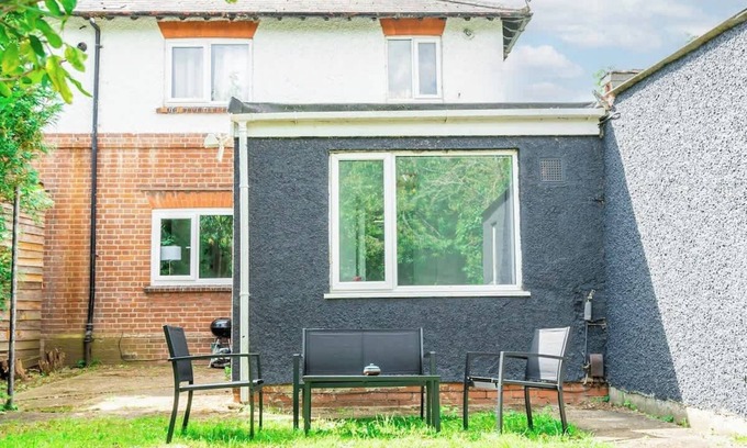 Oxford Condominio | Charming Garden Flat with Free Parking @ Abingdon