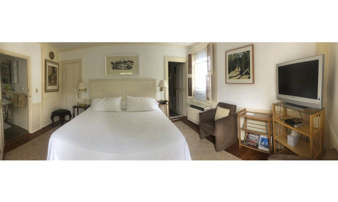 Nantucket Town Casa | Habitación con encanto en el jardín - 29 India House 1795 - Boutique Inn