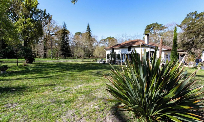 Aureilhan Casa | Encantadora casa rural par 2 en el bosque junto al lago, 8km del océano