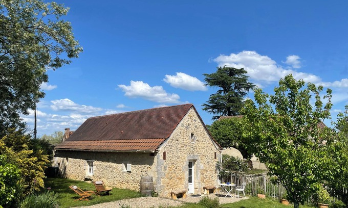 Queyssac Casa | Charming gîte in the Dordogne in the outbuildings of a 17th-century manor house