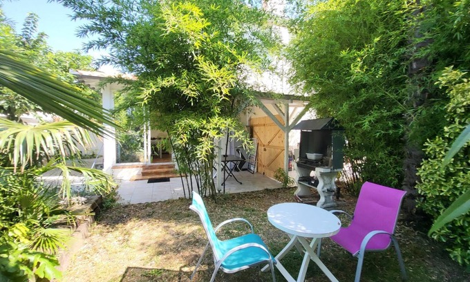 Aussonne Casa | Encantador Gite Venitia con terraza privada, Wi-Fi y aire acondicionado