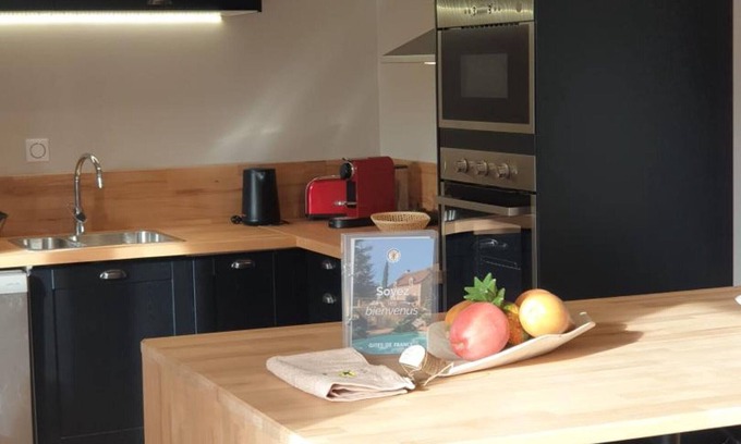 Sebourg Cabaña | Gîte confortable avec jardin, proche de la frontière belge, parfait pour randonnées et détente