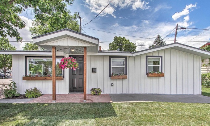 Great Falls Cabaña | ¡NUEVO! Great Falls Cottage con Encanto ~ 2 Mi al centro