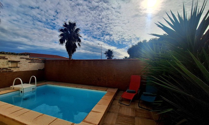 Saint-Hippolyte Apartamento | Charming ground-floor apartment with private pool.