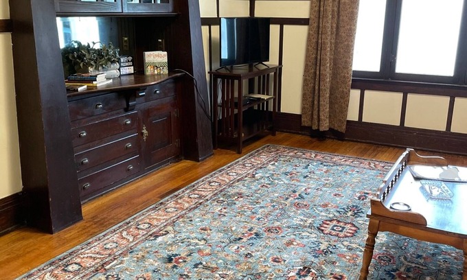 Downtown Riverside Casa | Charming Guest House