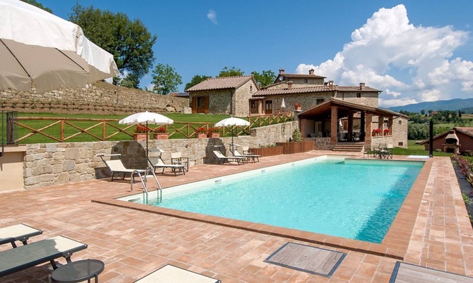 Starda Otro | Finca rústica con piscina privada e instalaciones confortables, ideal para grupos