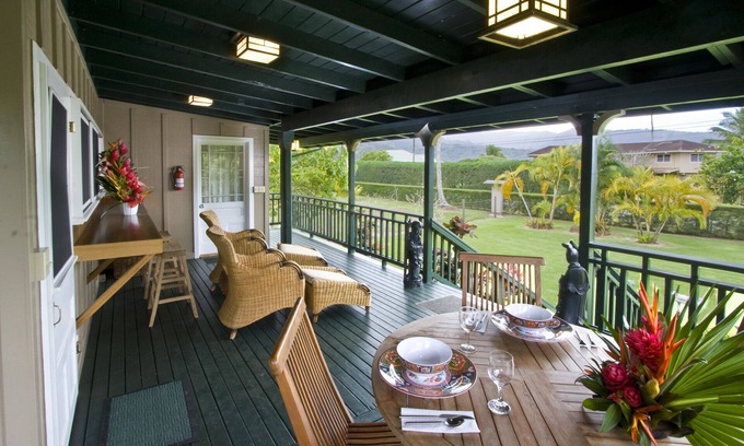 Hanalei Cabaña | Encantadora casa de campo histórica en la bahía de Hanalei con A / C!