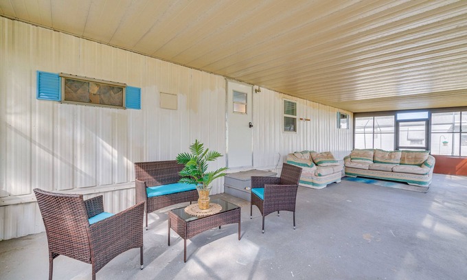 Hernando Casa | Charming Hernando Retreat w/ Screened Patio!