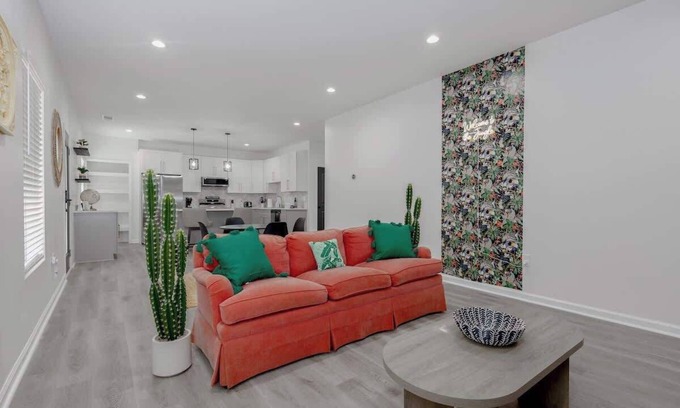 Braselton Apartamento | Charming Hideaway w/ KingBed Firepit Near RoadATL