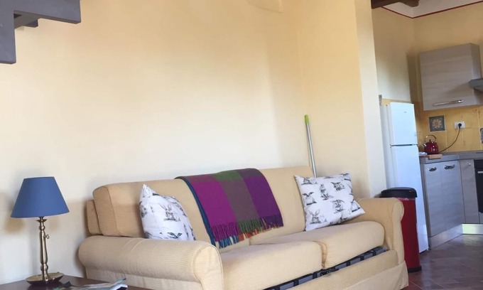 Colleoli Apartamento | Encantador apartamento en una colina