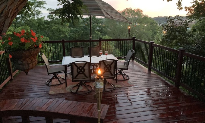 Chippewa Falls Casa | Encantadora casa en la colina con vista a la ciudad