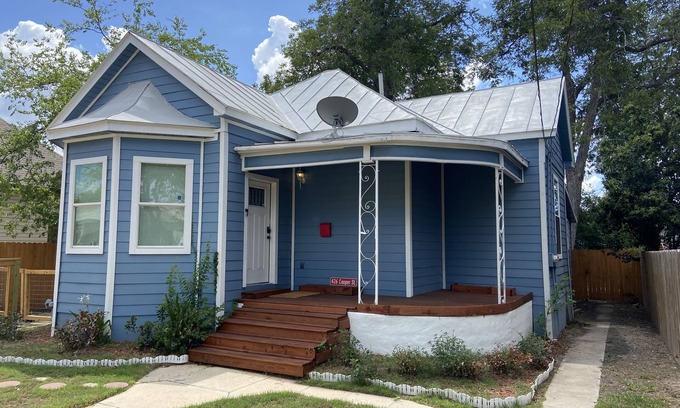 Denver Heights Casa | Charming Historic Home + Perfect Location (8 min to DT)