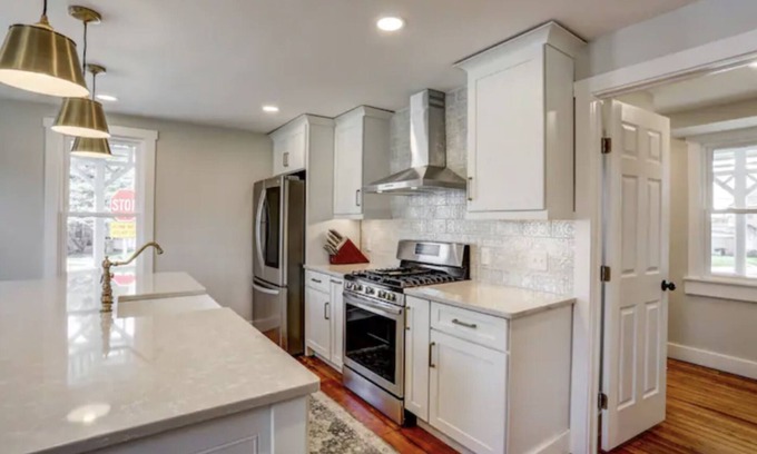 Mount Joy Casa | Charming Historic Home with a Convenient Location