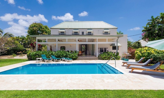 Worthing Casa | Charming Historical Villa with Private Pool, Close to Beach - Rosedale