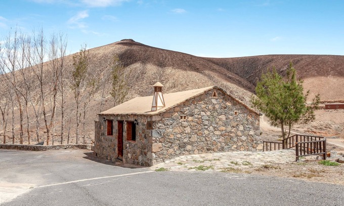 Pájara Casa | Encantadora casa de vacaciones "Alonso" con vistas a la montaña, terraza y Wi-Fi