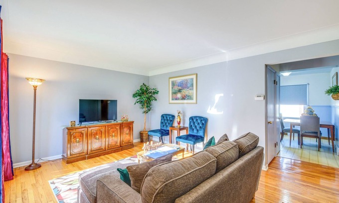 South Euclid Casa | Charming Home - 4 Mi to Euclid Creek Reservation