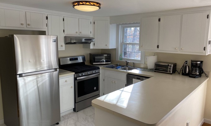 Dennis Casa | Charming home at Dennis, Cape Cod