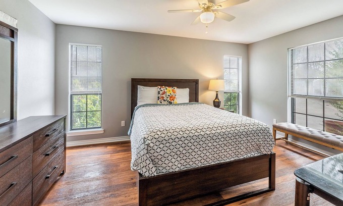 Cedar Hill Casa | Charming Home - Beautiful setting on 7 Acre Lot