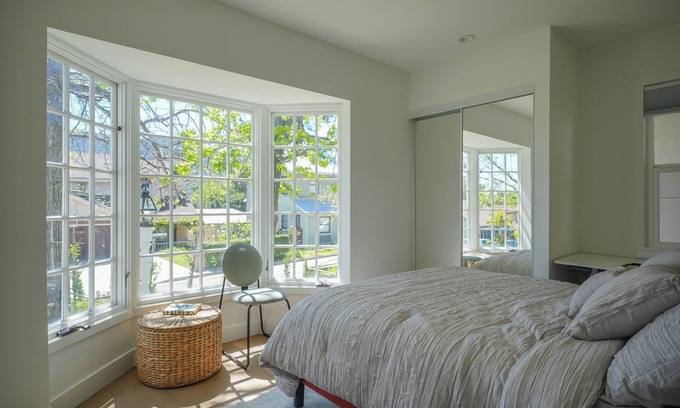 Crescenta Highlands Casa | Charming Home in La Crescenta