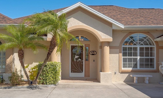 Pinehurst Casa | Charming home offers memorable moments. Pool - Villa Cheery Waters Retreat - Roelens Vacations