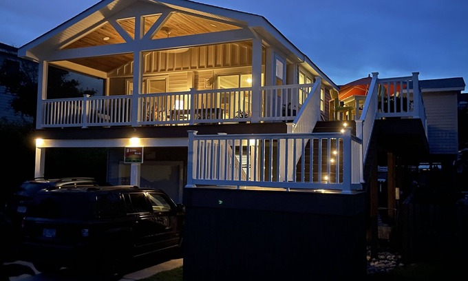 Sandbridge Casa | Charming home with outdoor space for relaxation and fun. 5 minute walk to beach.