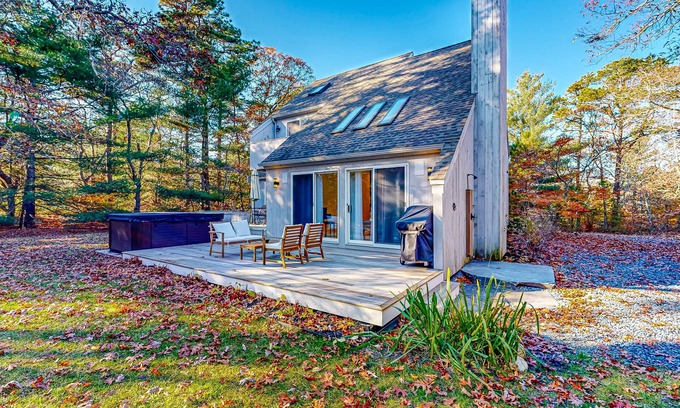 Lagoon Heights Casa | Charming home with private hot tub, firepit, deck, grill, outdoor shower, AC