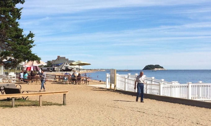 Madison Center Casa | Encantadora luna de miel Beach Cottage pasos lejos de East Wharf Beach
