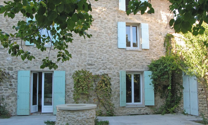 Malemort-du-Comtat Casa | CHARMING HOUSE (18th century-2000s renovation)