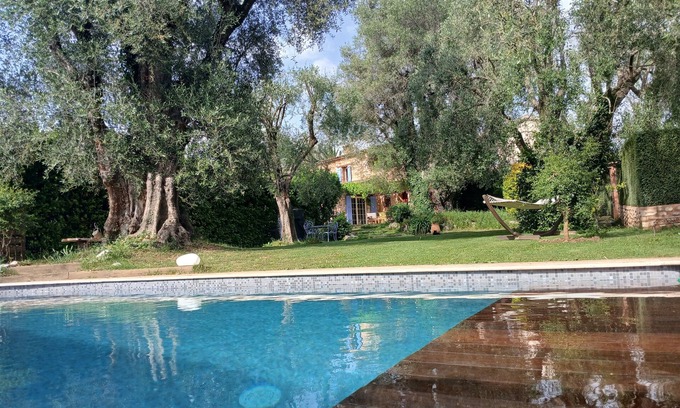 Les Maillans Casa | Charming house with saltwater pool and ancient olive trees (4 double beds 2 bathrooms 3WC)