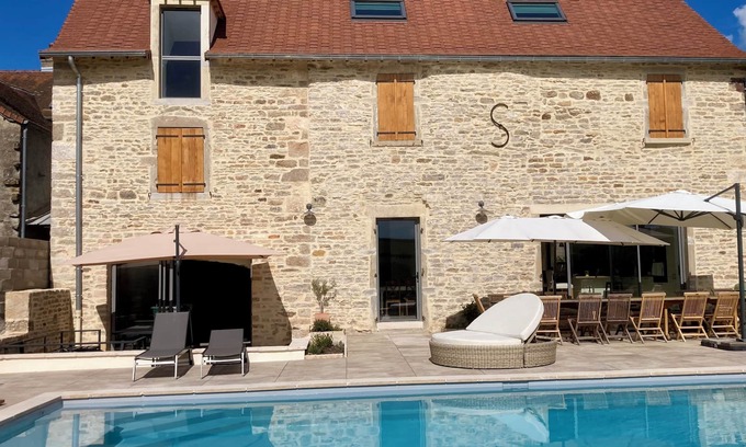 Culles-les-Roches Casa | Charming house in Burgundy completely renovated with swimming pool