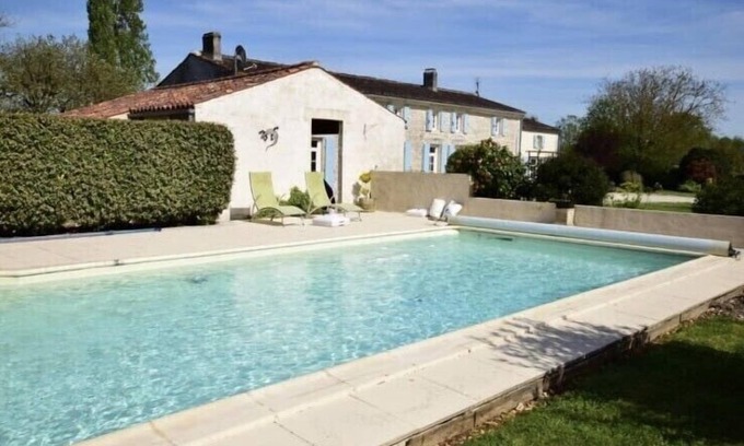 Geay Casa | Charming house 45 minutes from La Rochelle and Royan, near Fouras.