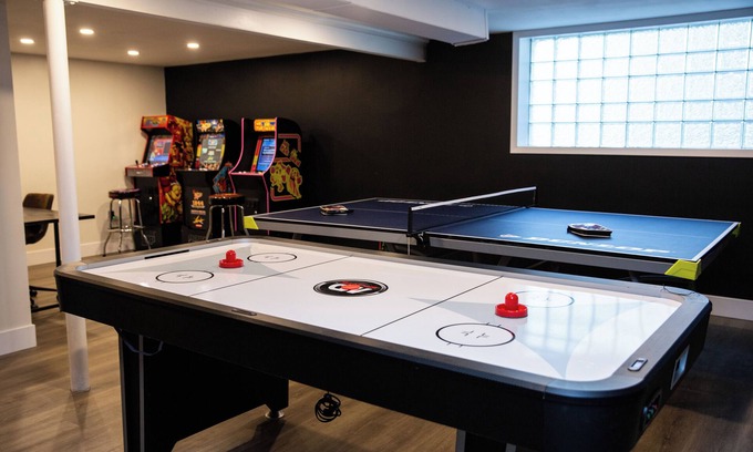 Royal Manor Casa | Charming House: Game room, Cinema, 5min to Airpt/Easton mall, 12 min OSU/New Alb